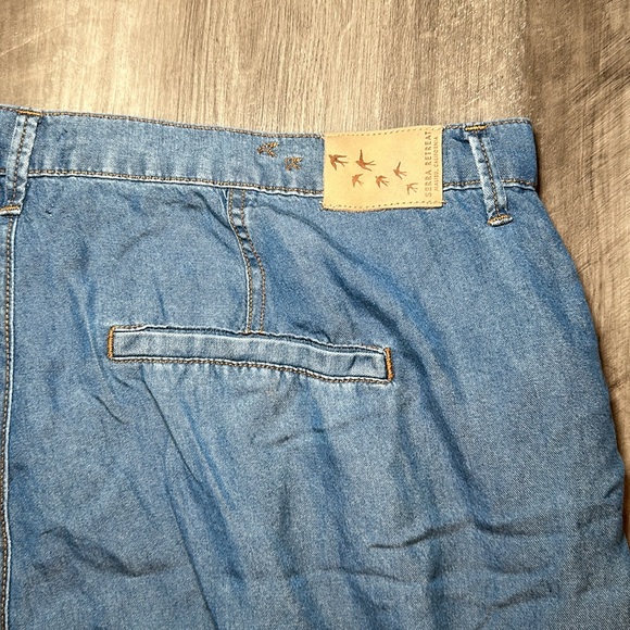 Serra Retreat by Joie Rucker Malibu Springs Cargo Jean Pants - 34/14 - Picture 5 of 11